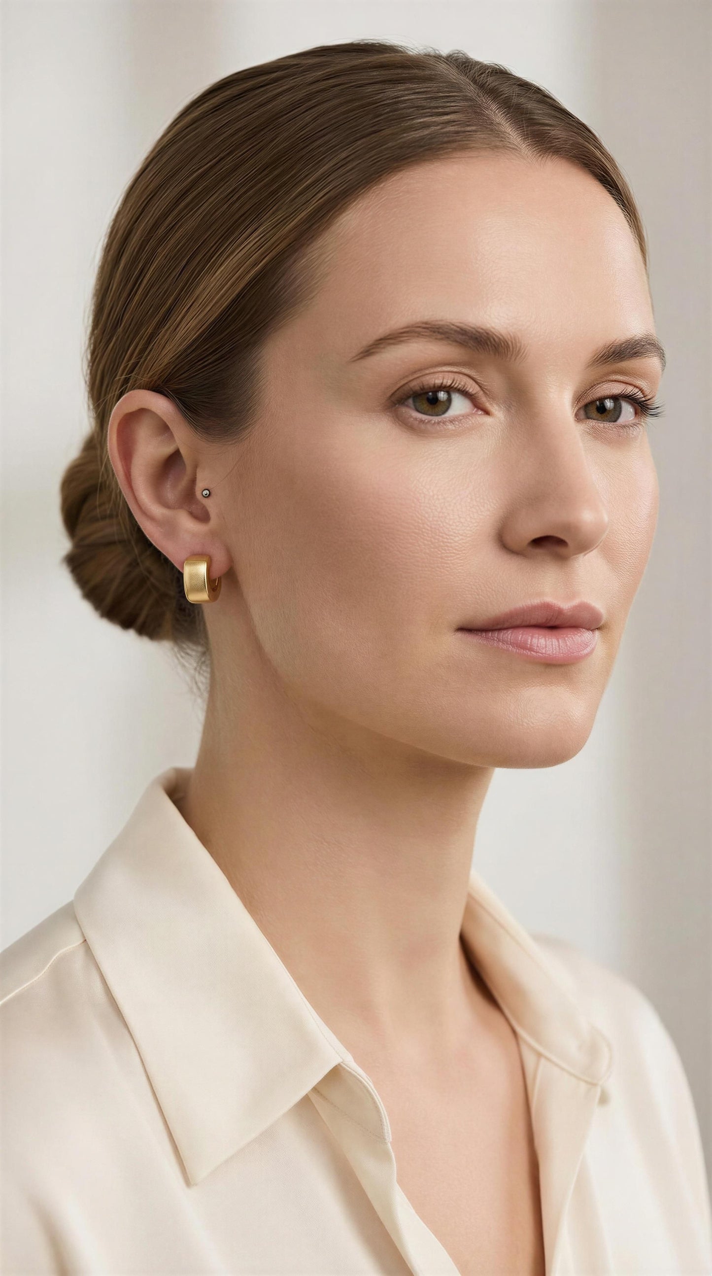 Aros Mini Chunky Satinados · Acero Bañado en Oro 14 kt